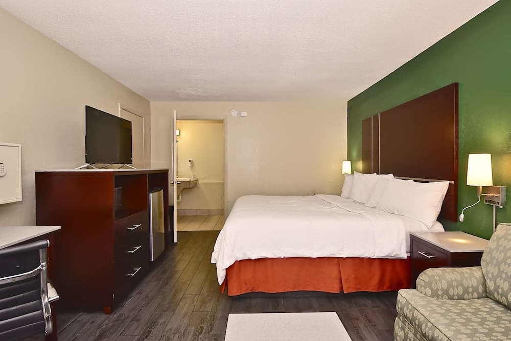 SureStay Hotel by Best Western Sarasota Lido Beach 5