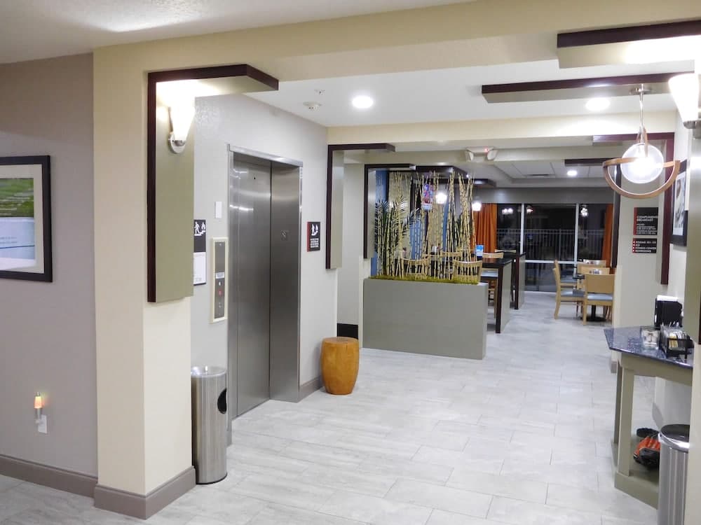 Best Western Waldo Inn and Suites 2