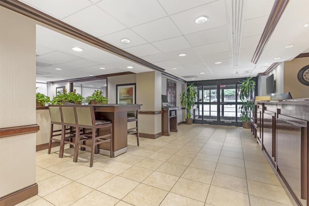 Best Western Dulles Airport Inn 4