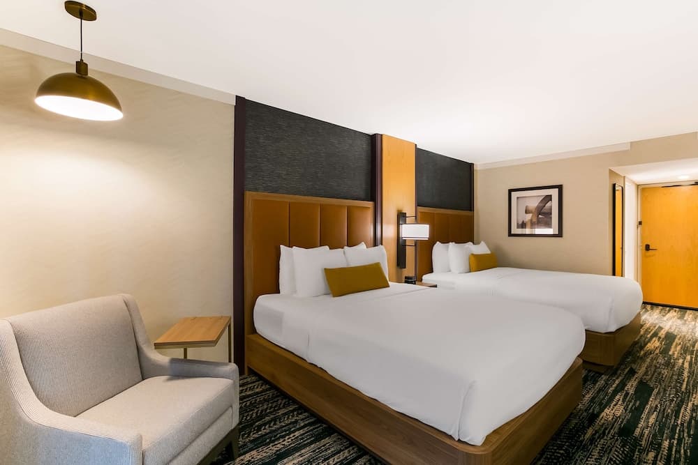 Best Western Premier The Central Hotel & Conference Center 4