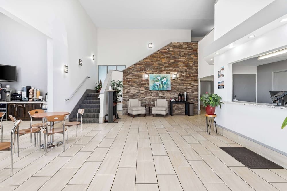 SureStay Hotel by Best Western Albuquerque Midtown 2