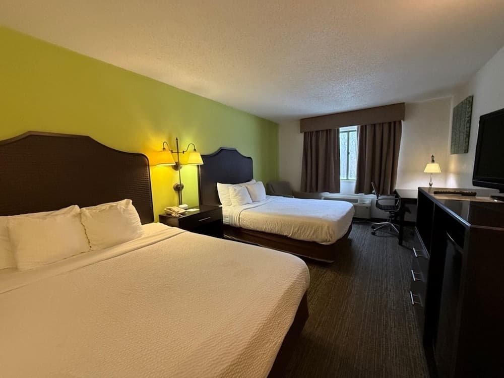 SureStay by Best Western Grove City 4