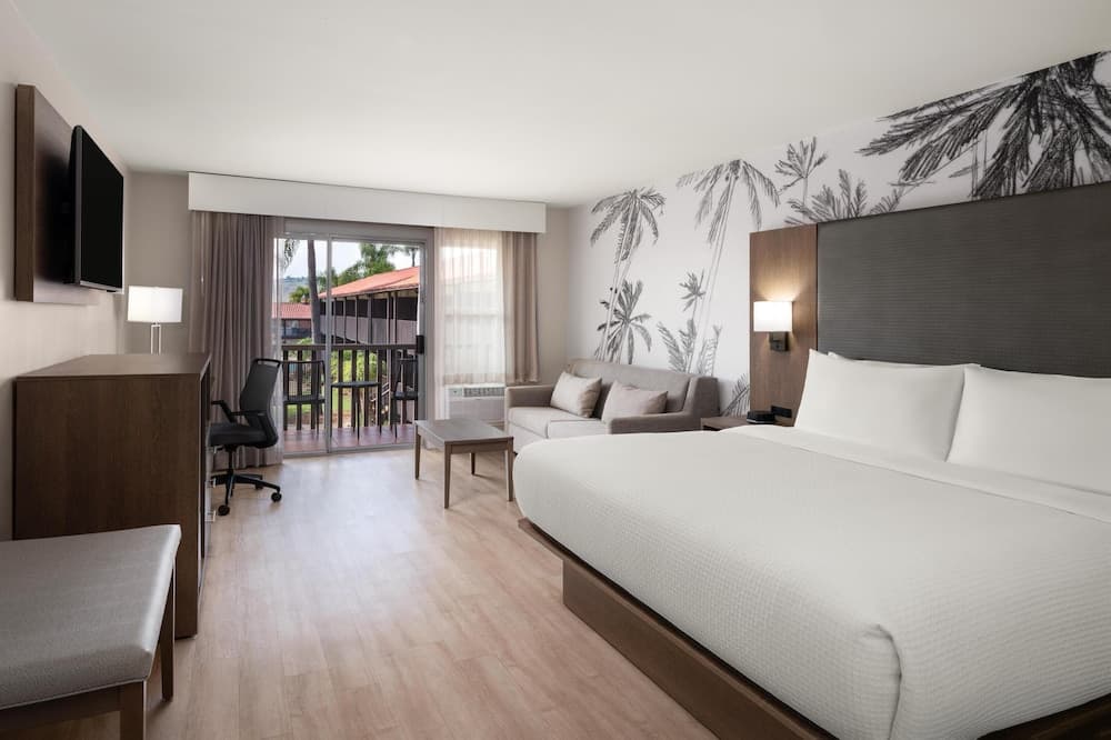 Best Western Plus Pepper Tree Inn 5