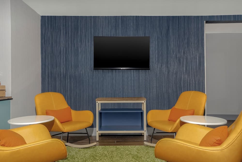 Spark by Hilton West Coxsackie 4