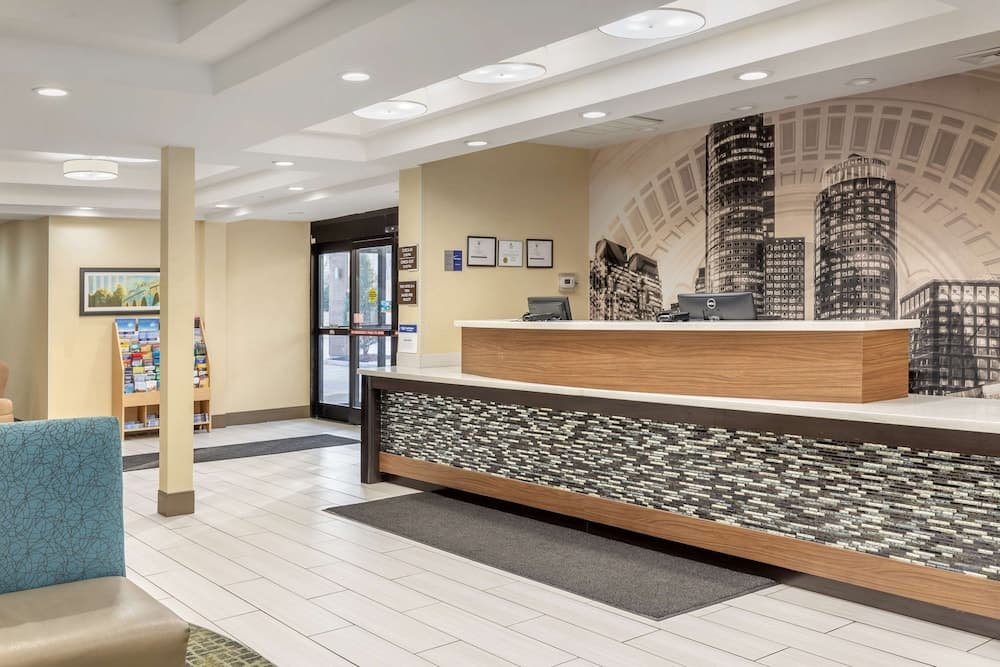 Best Western Plus New Englander 3