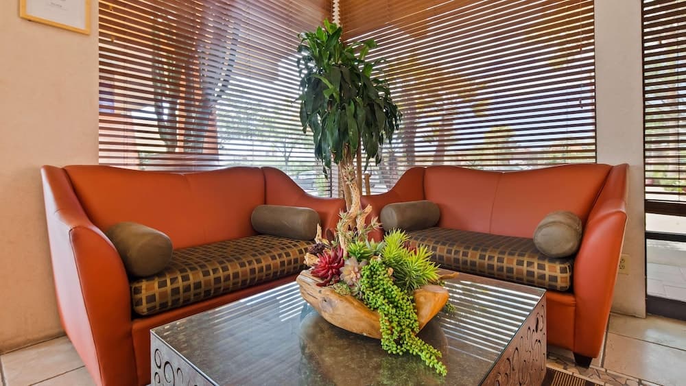 Royal Sun Hotel & Suites 2