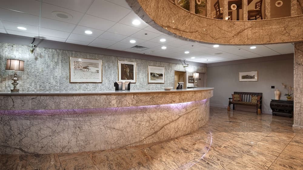 Best Western Plus Concordville Hotel 5