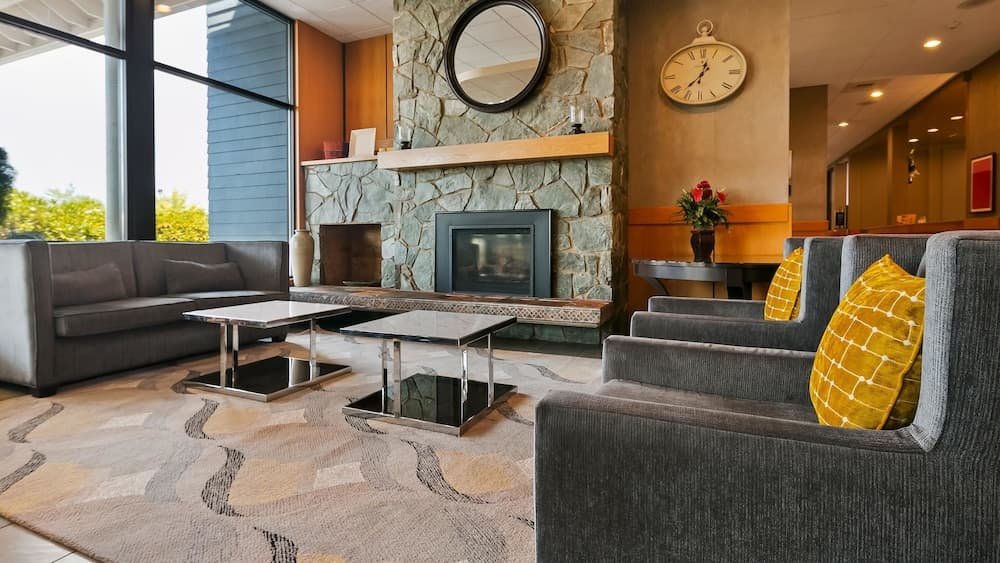 Best Western Plus Silverdale Beach Hotel 3