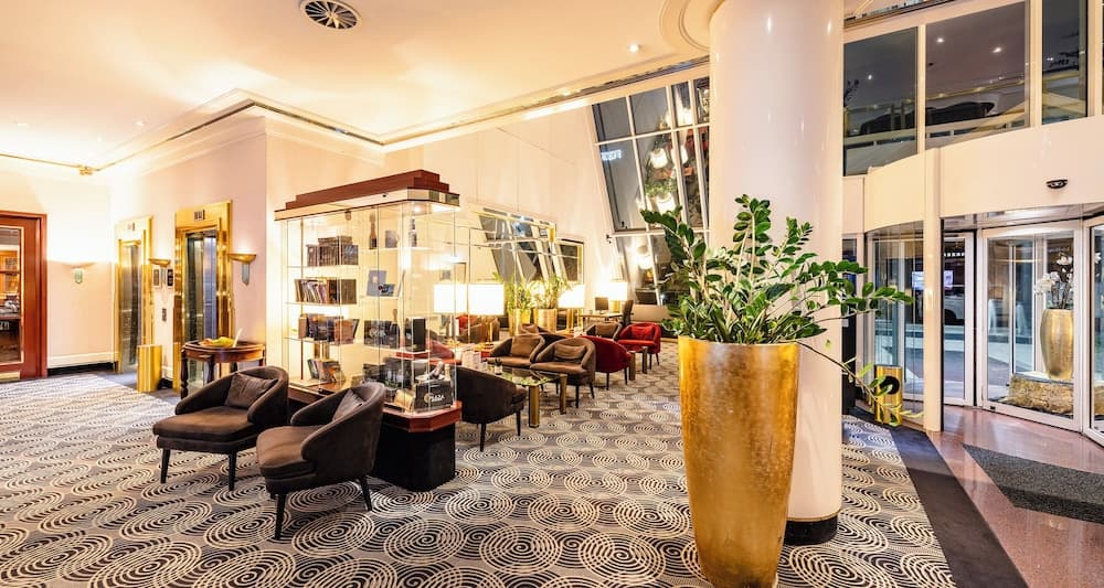 PLAZA Premium Darmstadt 3