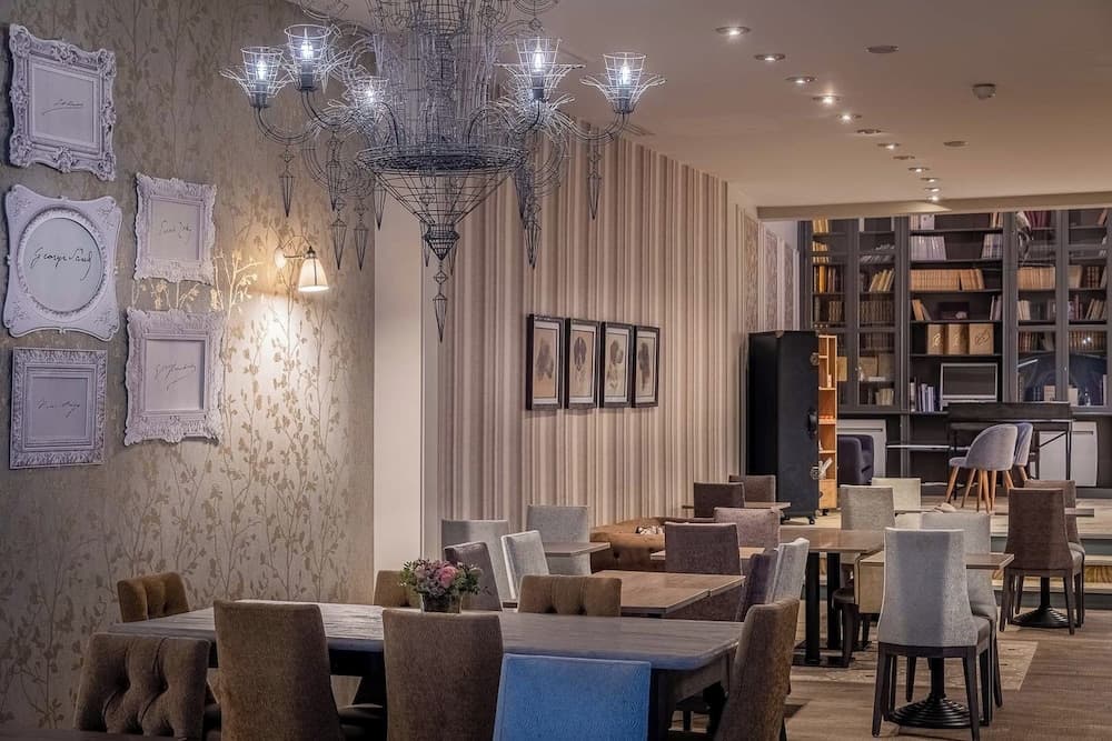 Hotel Litteraire Gustave Flaubert, Signature Collection 3