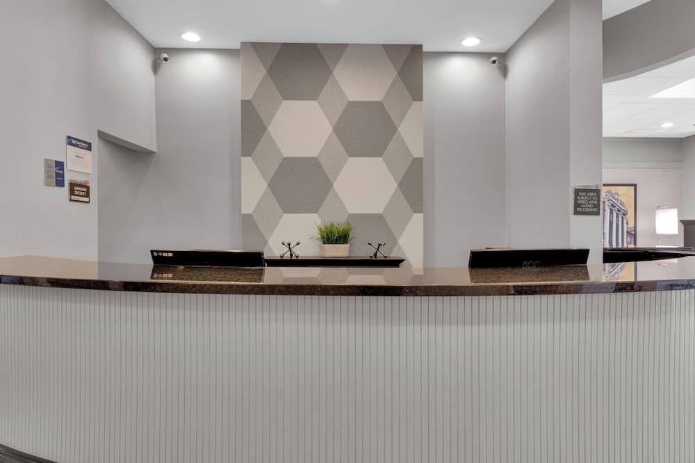 Best Western Plus The Charles Hotel 5