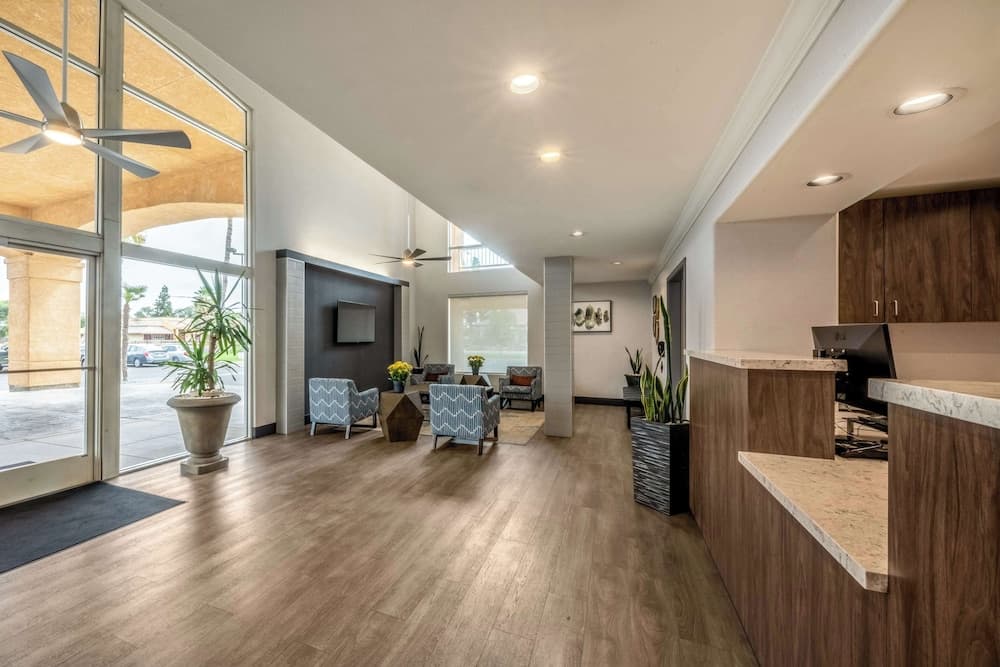Best Western Inn & Suites Lemoore 5