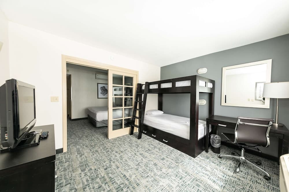 Best Western Inn & Suites San Diego – Zoo/SeaWorld Area 5