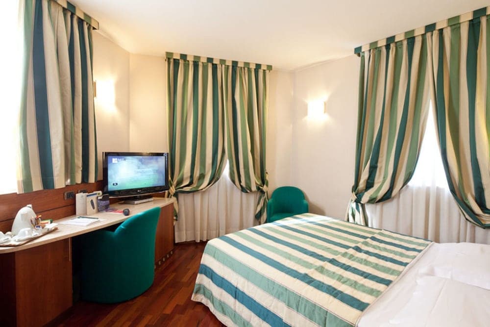 Hotel Mirage, Sure Hotel Collection by Best Western 4