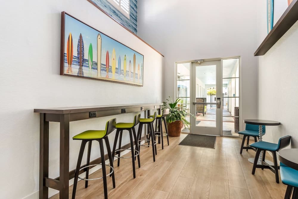 Best Western Plus Capitola By-the-sea Inn & Suites 4