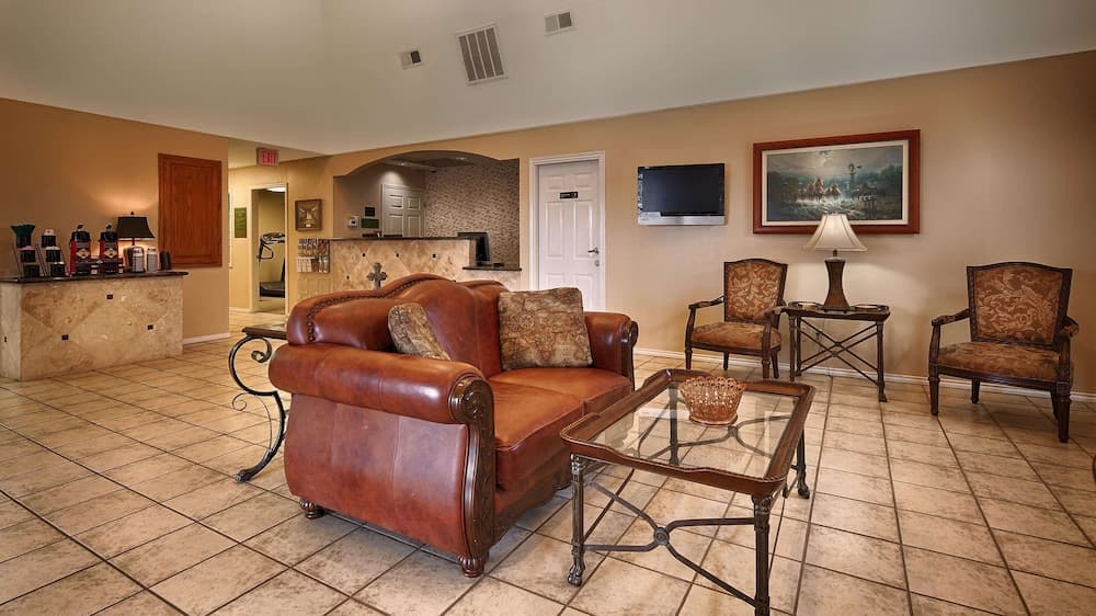 Americas Best Value Inn & Suites Sonora 3