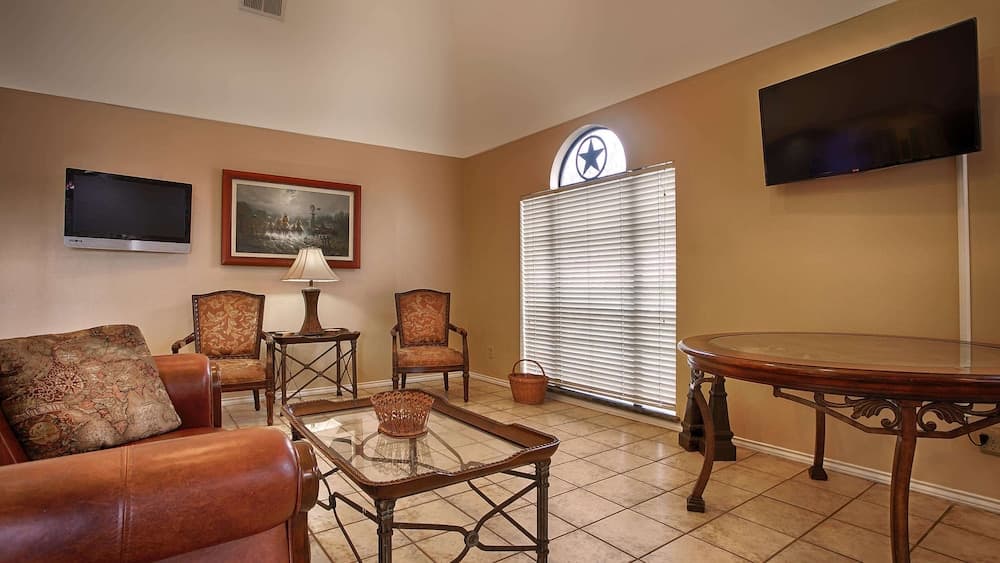 Americas Best Value Inn & Suites Sonora 4