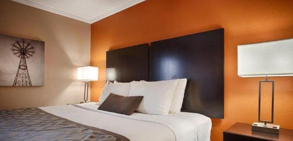 Baymont by Wyndham Lubbock 4