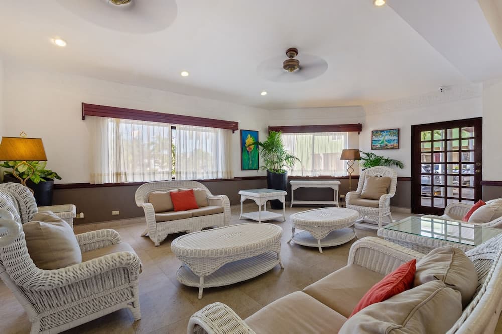 Best Western Plus Belize Biltmore Plaza 4