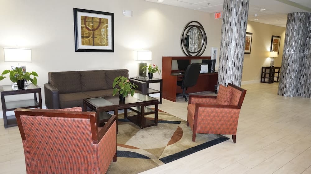 Best Western Airport Inn & Suites Cleveland 2