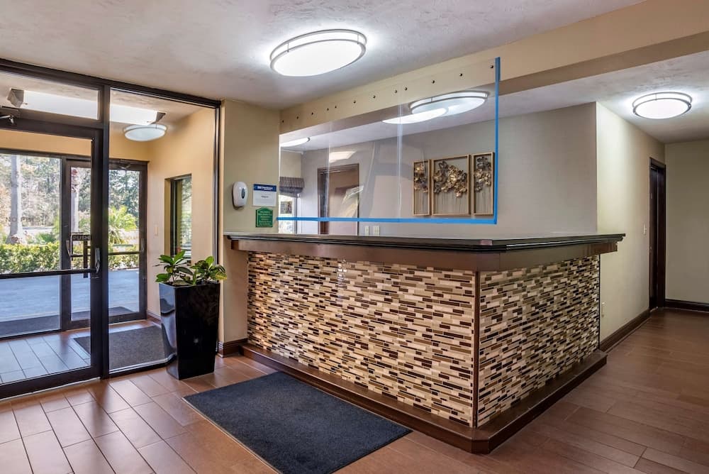 Best Western Apalach Inn 4