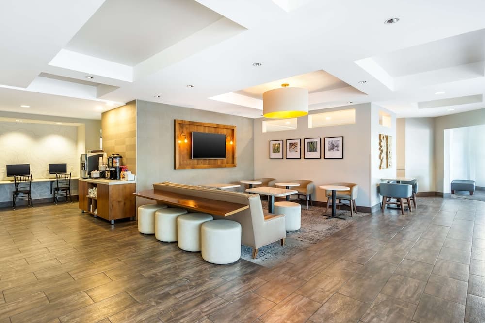 Best Western Plus CottonTree Inn 5
