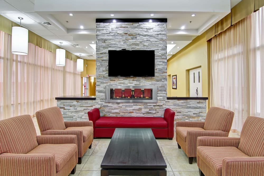 Best Western Plus Bowmanville 3