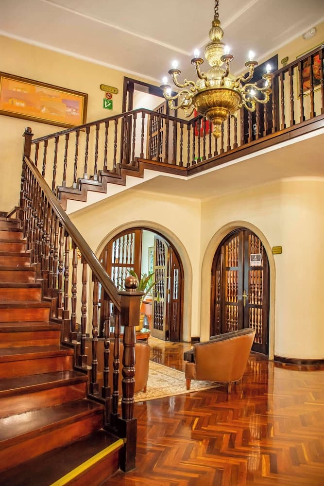 Best Western Plus Hotel Stofella 4