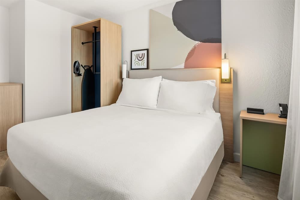 Spark by Hilton Eden Prairie 5