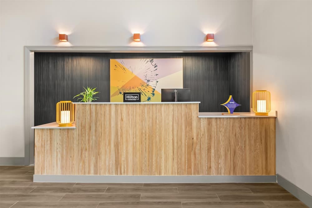 Spark by Hilton Eden Prairie 4