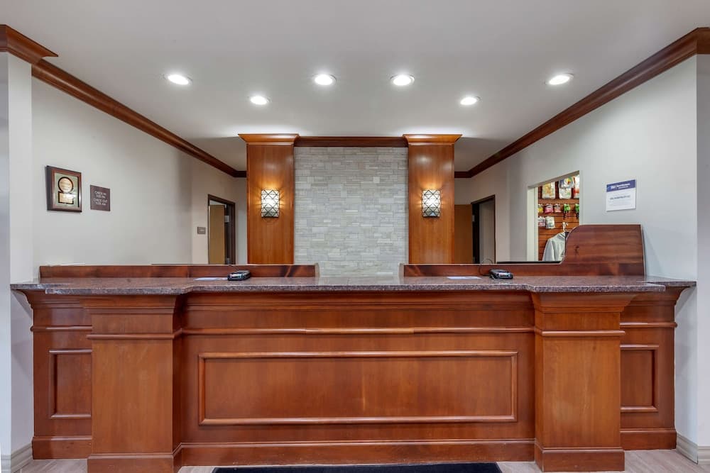 Best Western Plus Sparta Trail Lodge 4