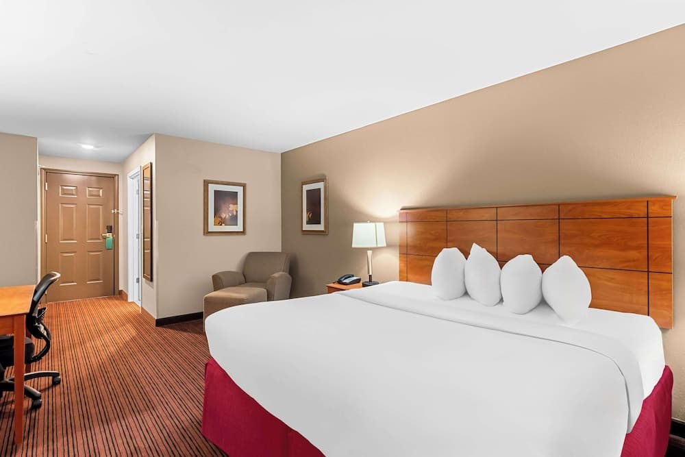 Quality Inn Blackwell I-35 4