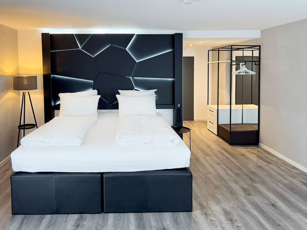 DORMERO Hotel Weingarten 3