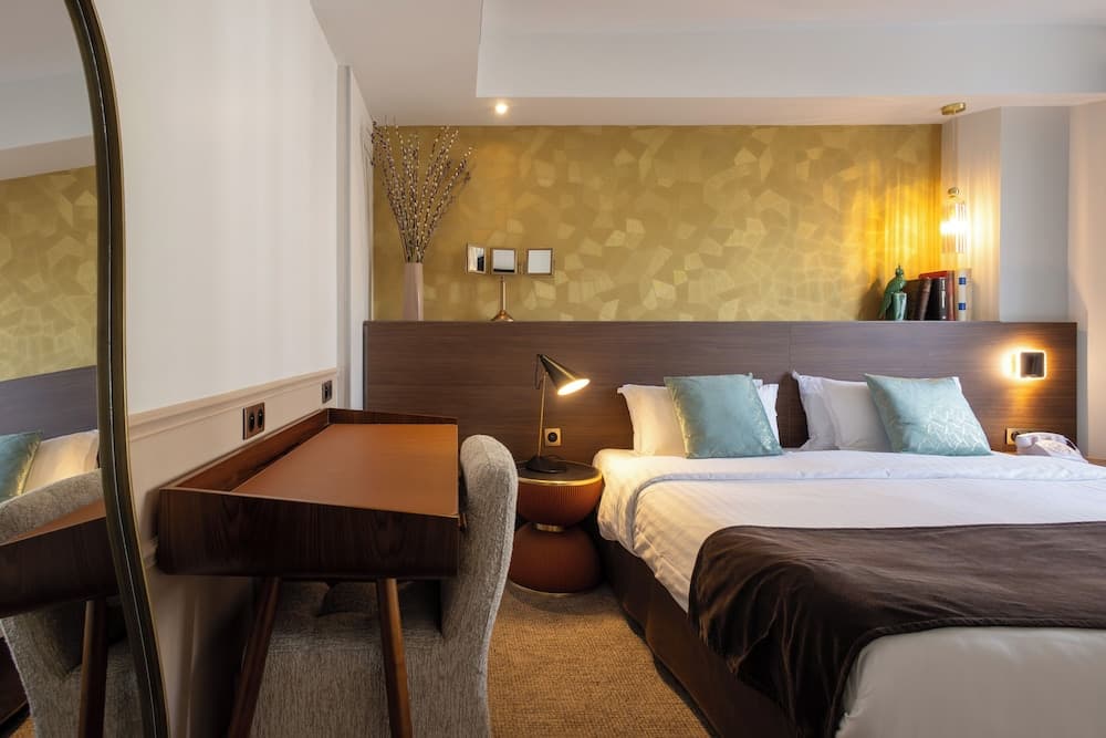 Hotel Parc Eiffel 2