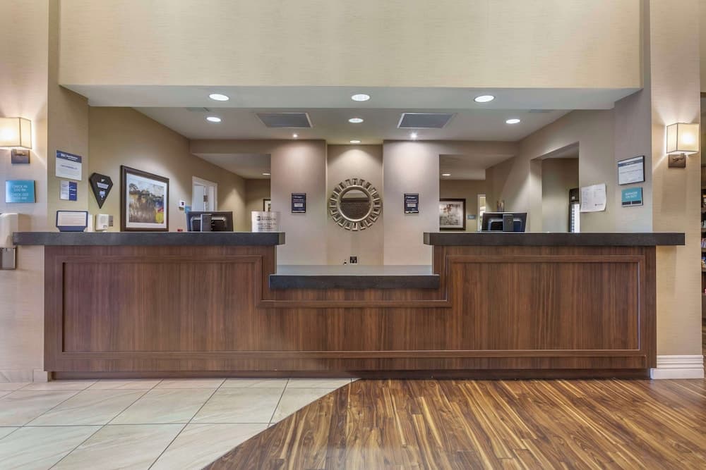 Best Western Plus Chandler Hotel & Suites 3