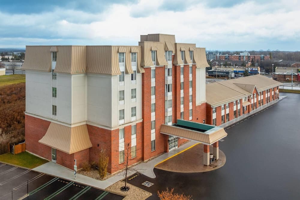 Waterloo Suites Hotel, Trademark Collection by Wyndham