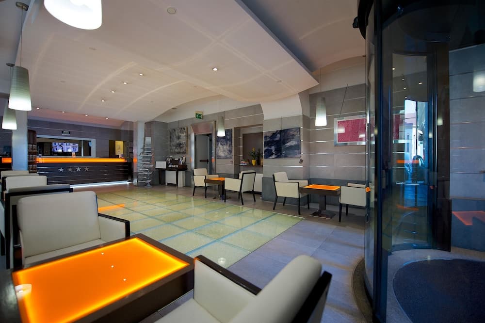 Best Western Crystal Palace Hotel 5