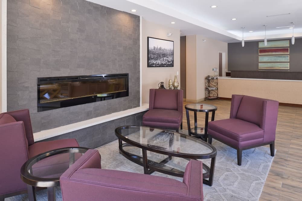 Best Western Plus Hotel At The Convention Center 5