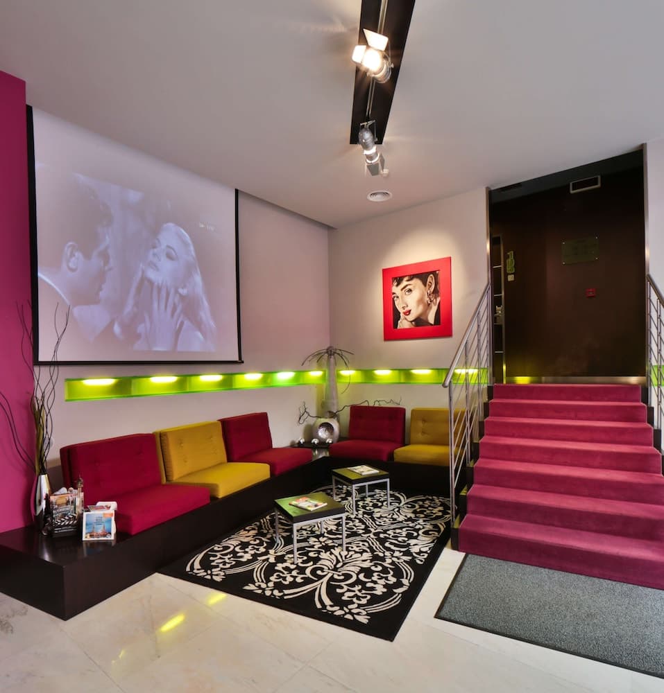 Best Western Cinemusic Hotel