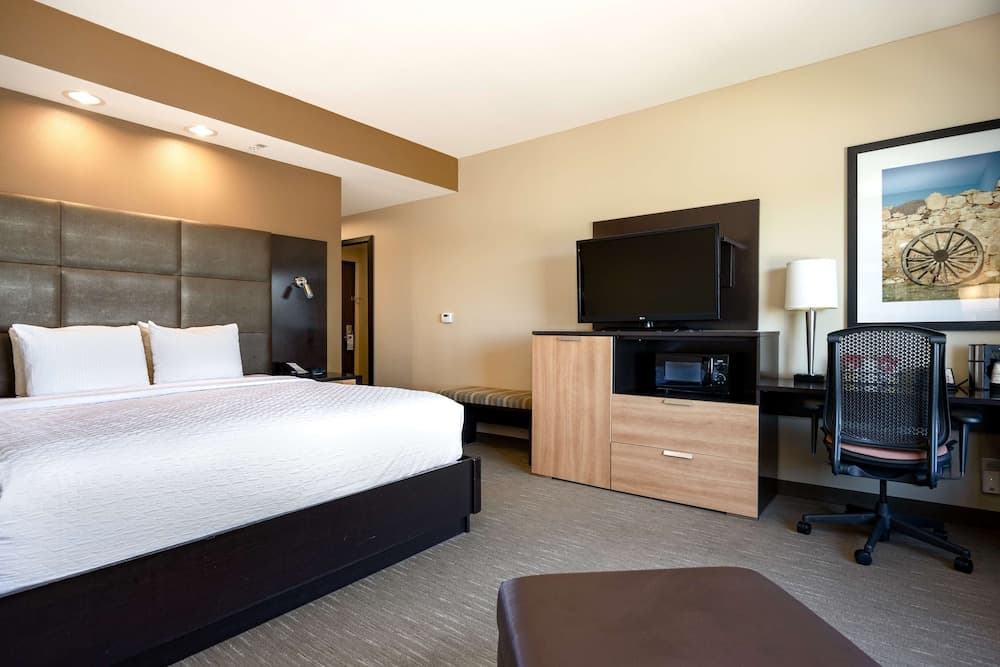 Best Western Premier Bryan College Station 4