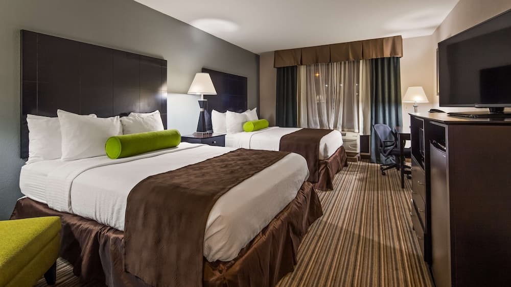 Best Western Plus Sunrise Inn 5