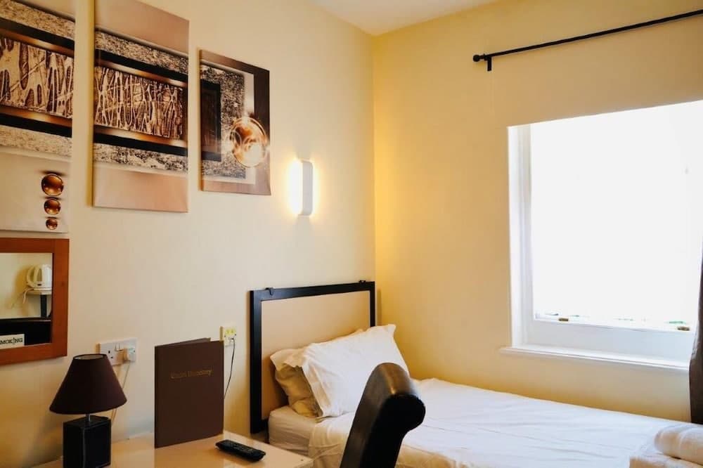 Deincourt Hotel 5