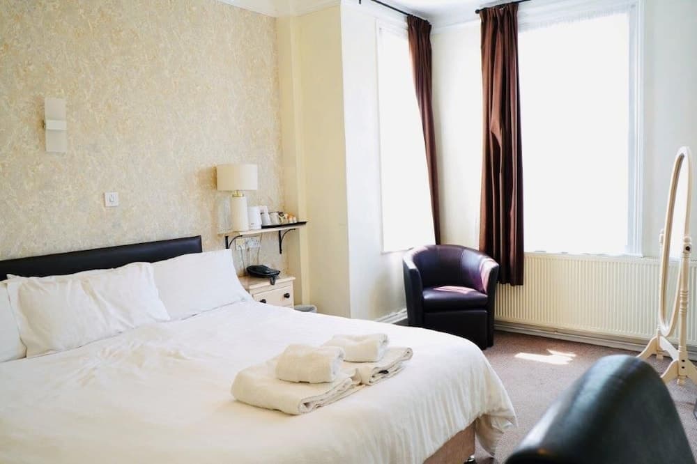 Deincourt Hotel 4