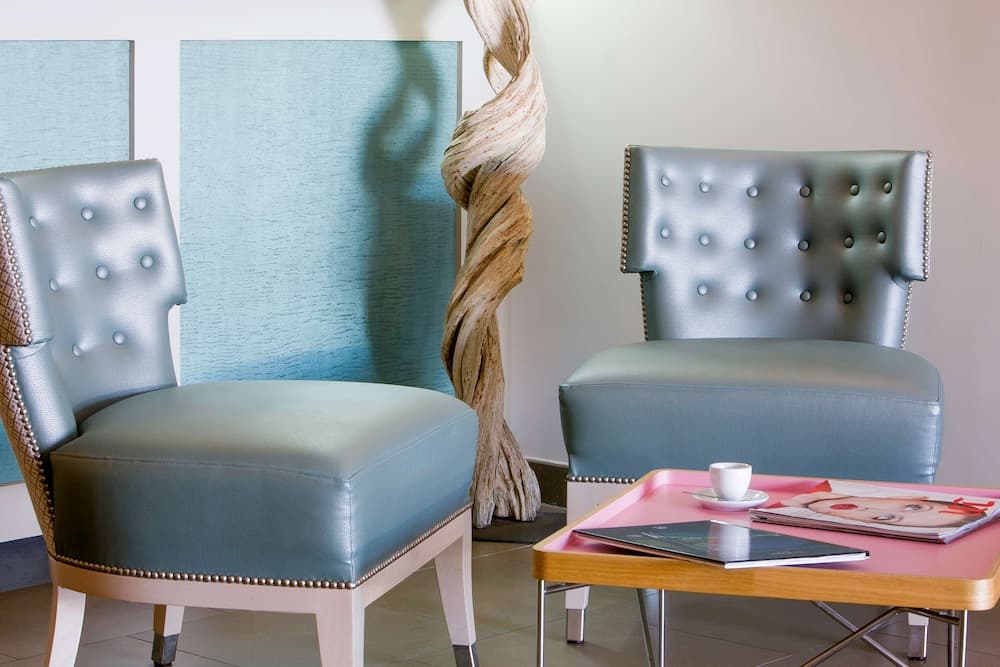 Best Western Hotel Du Roy D'aragon 2