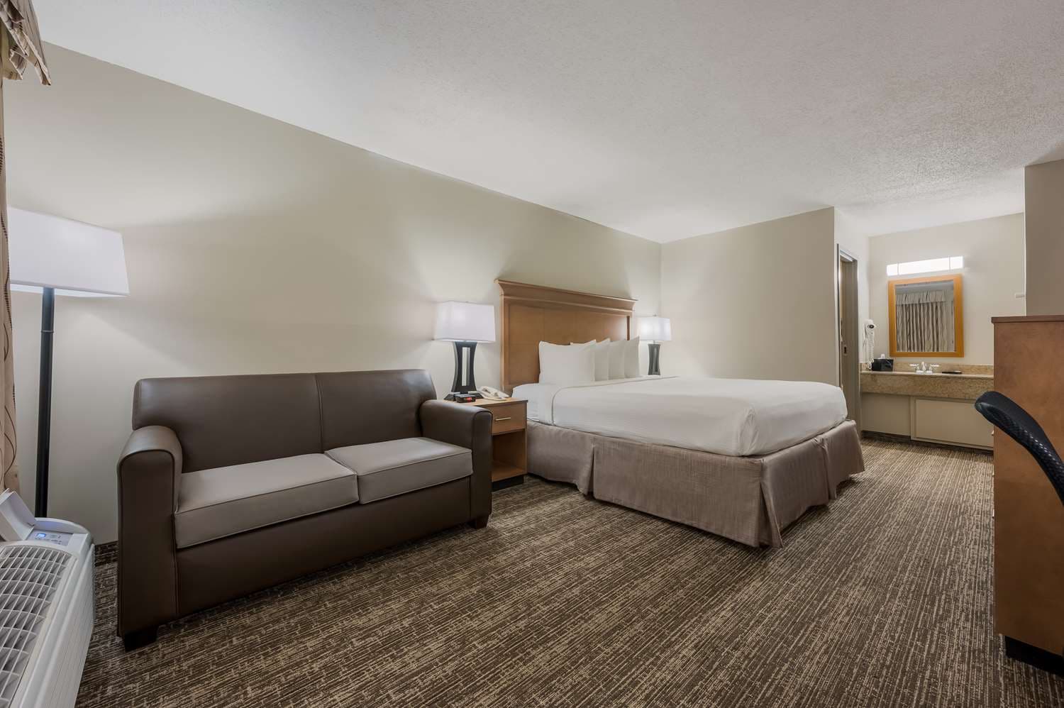 Best Western University Inn 3