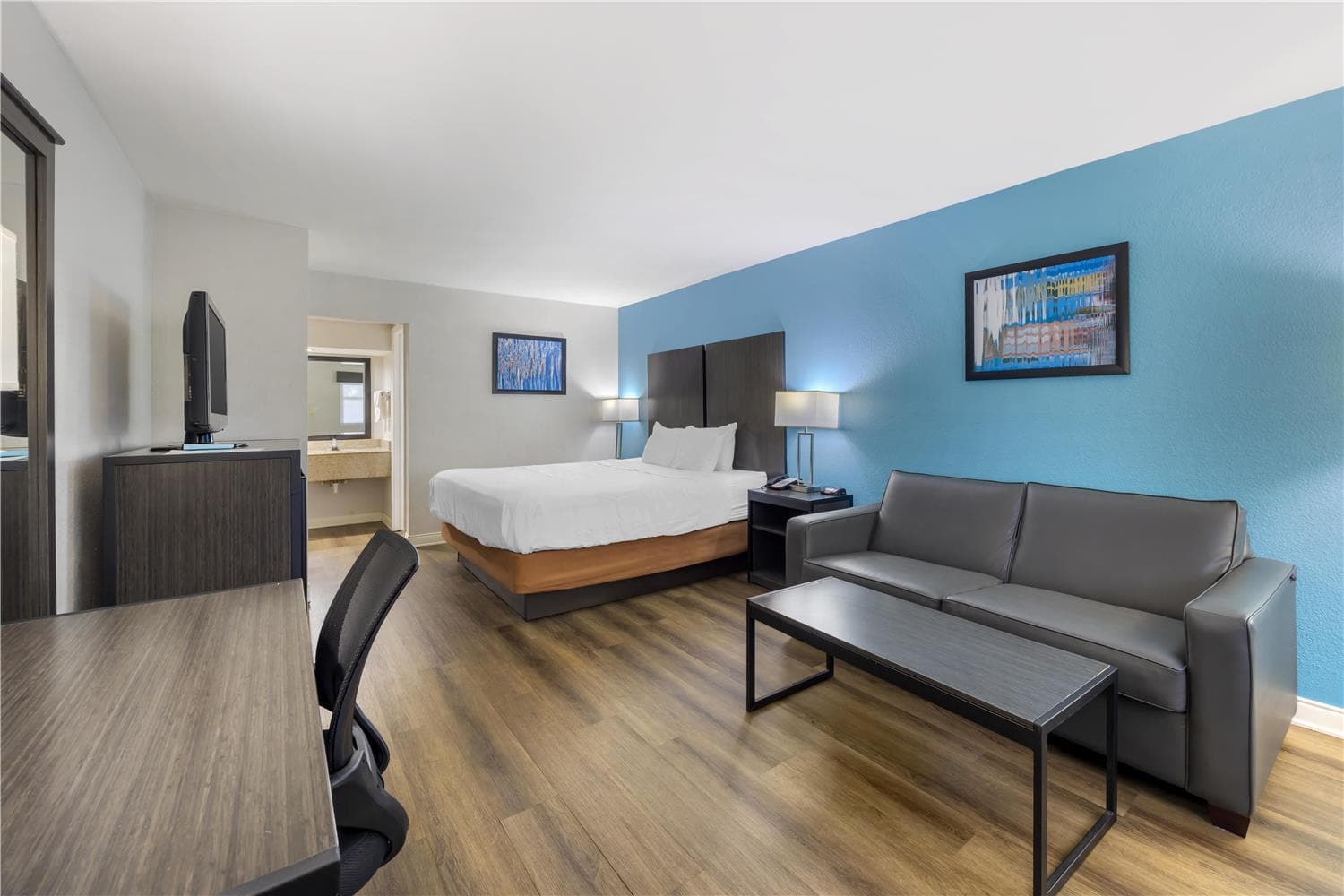 Best Western Fairwinds Inn 4
