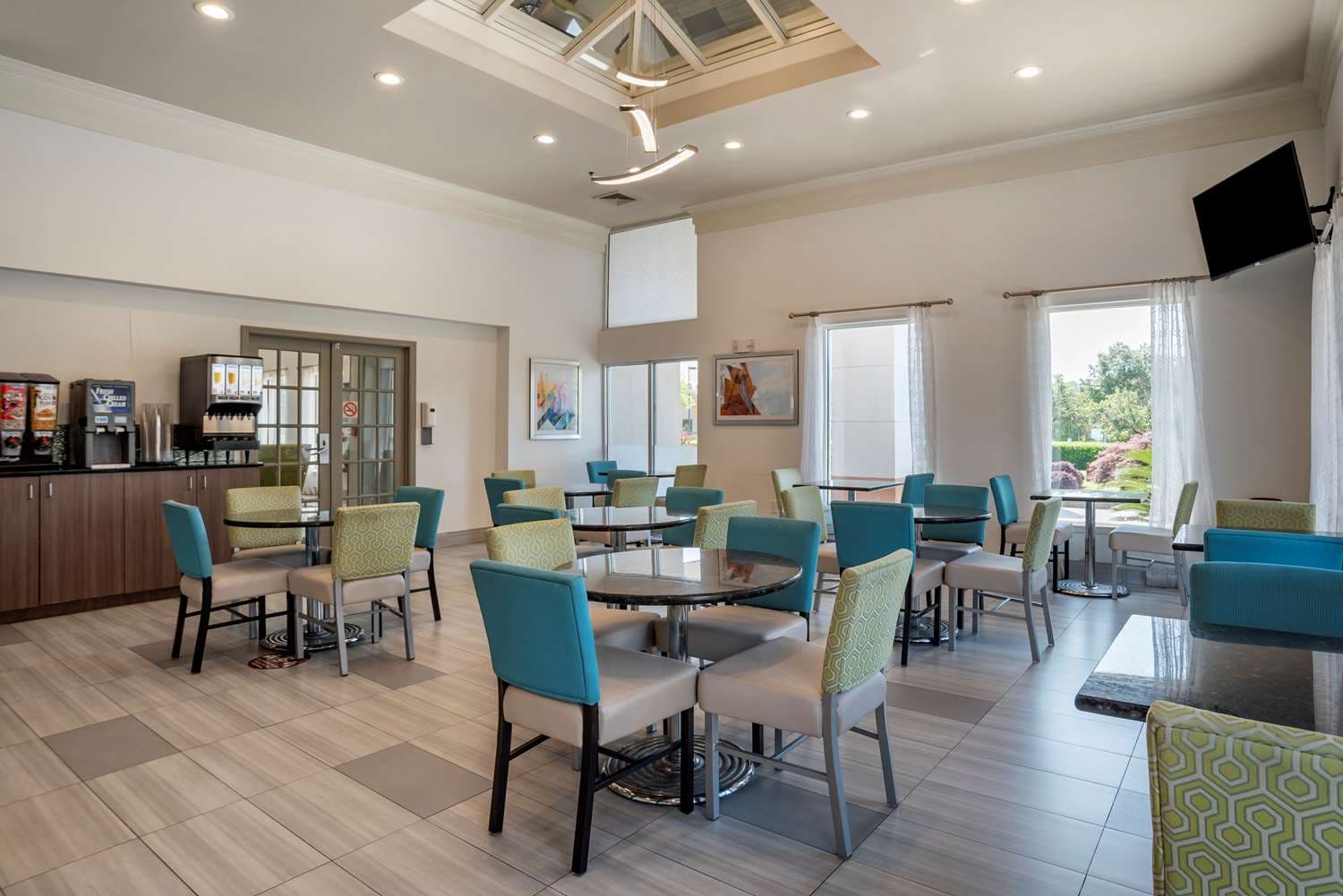 Best Western Carlton Suites 5
