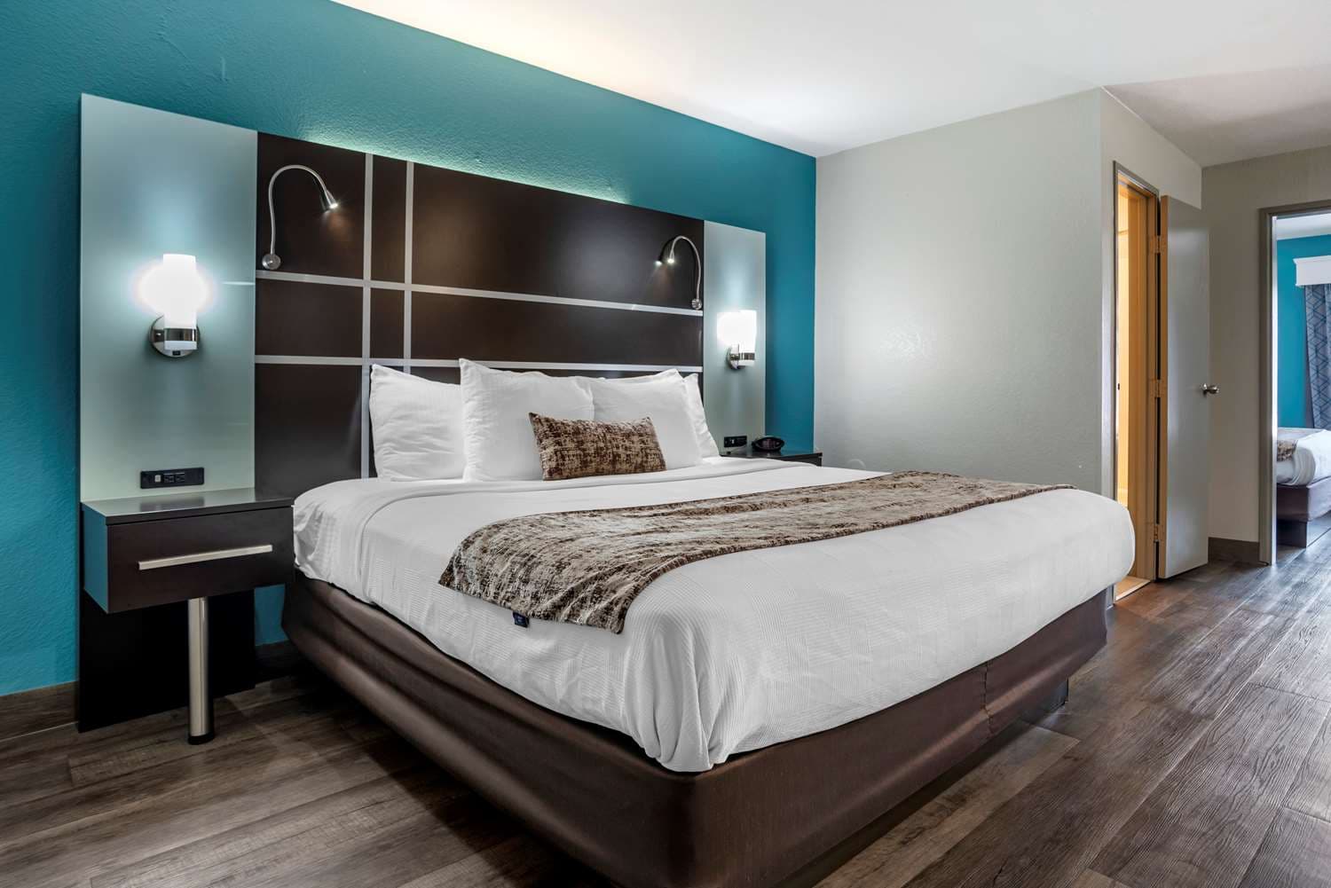 Best Western Carlton Suites 4