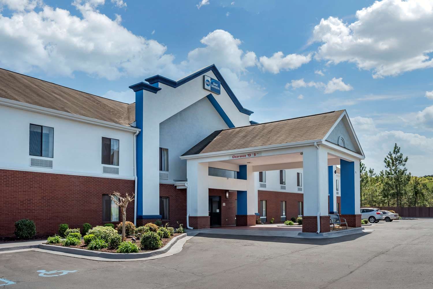 Best Western Troy Inn 2