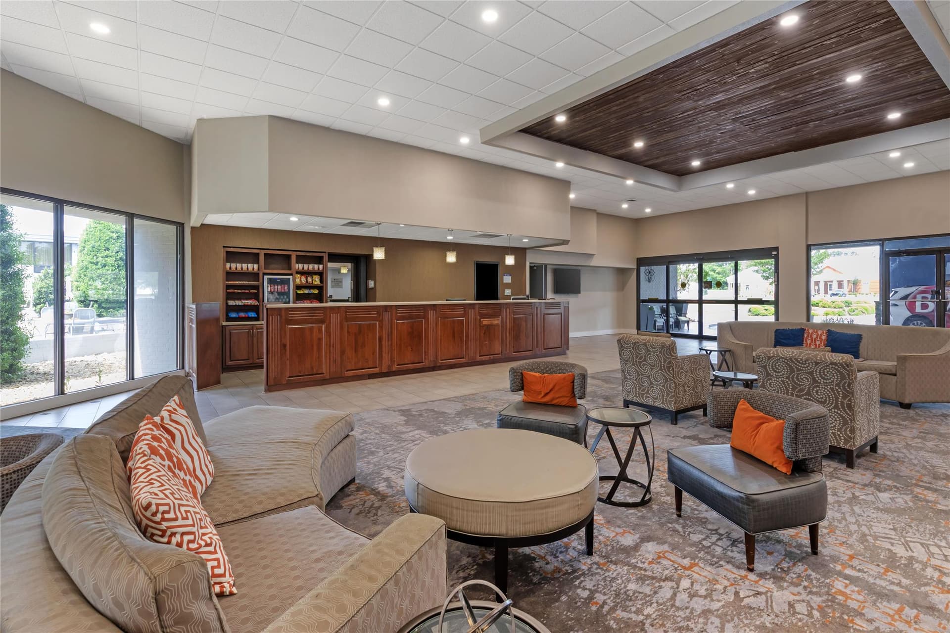 Best Western Plus Madison-Huntsville Hotel 4